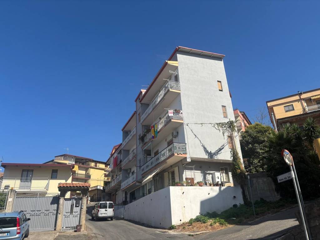Appartamento a Lamezia terme in Via Madonna della Spina - Foto 2