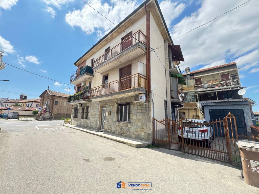 Appartamento a Costigliole d'asti in Strada Chiabotti Cucco, 1 - Foto 3