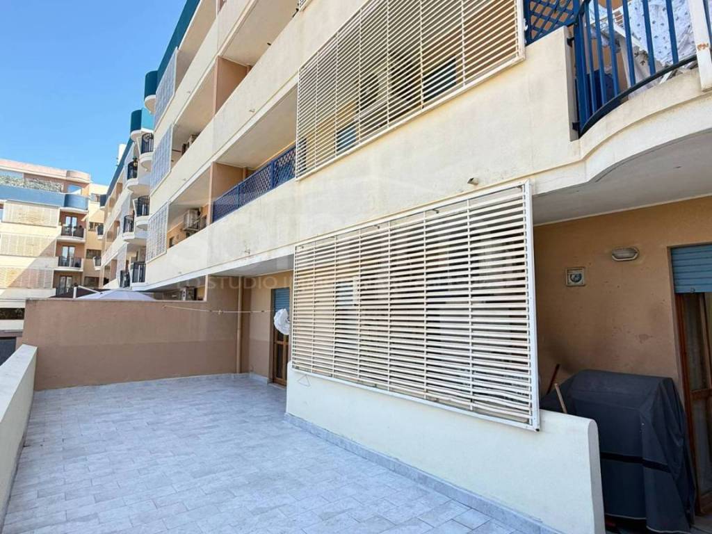 Appartamento a Cagliari in Via Renato Prunas, 5 - Foto 2