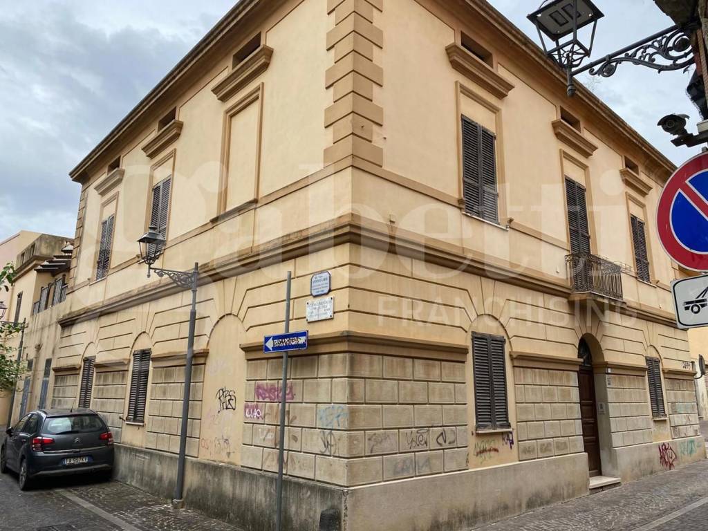 Casa indipendente a Oristano in VIA PARPAGLIA, 52 - Foto 2