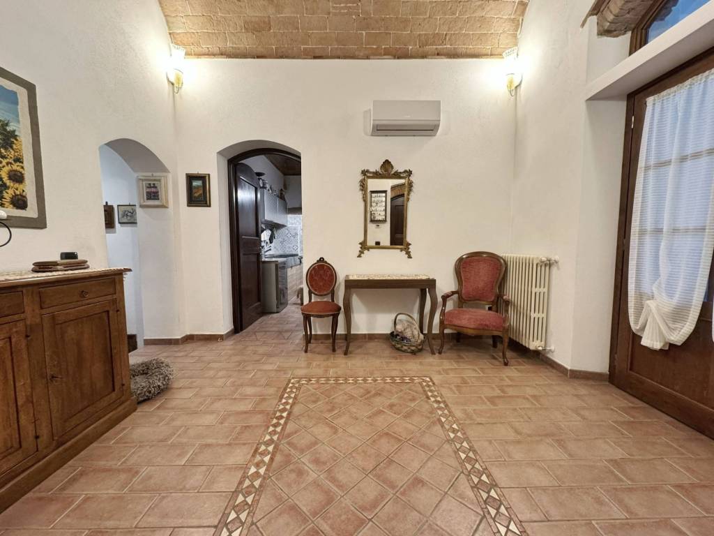 Appartamento a Campi bisenzio in Via Alfredo Catalani - Foto 2