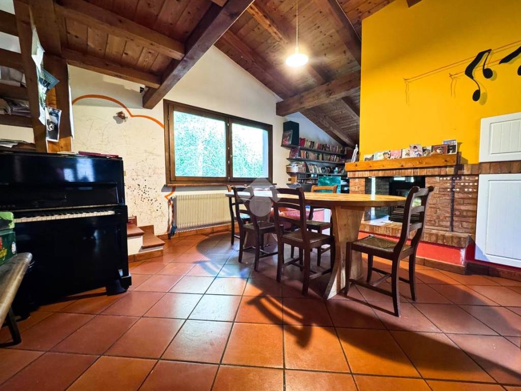 Villa a Moruzzo in Str. dei Prati, 15 - Foto 3