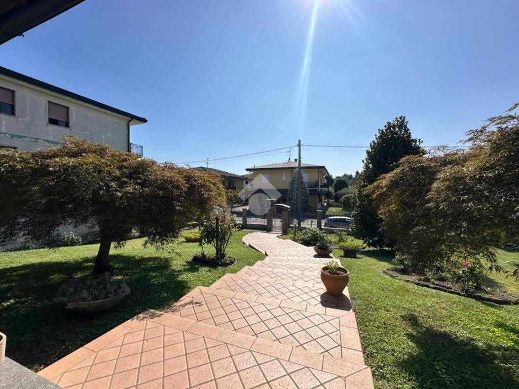 Villa a Agnadello in Via XXV Aprile, 14 - Foto 3