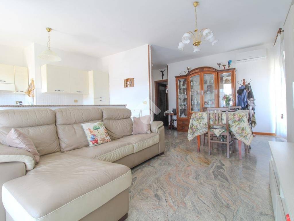 Appartamento a San benedetto del tronto in Via Nino Bixio, 13 - Foto 3