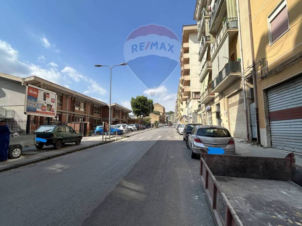 Appartamento a Caltanissetta in Via Napoleone Colajanni, 242 - Foto 3