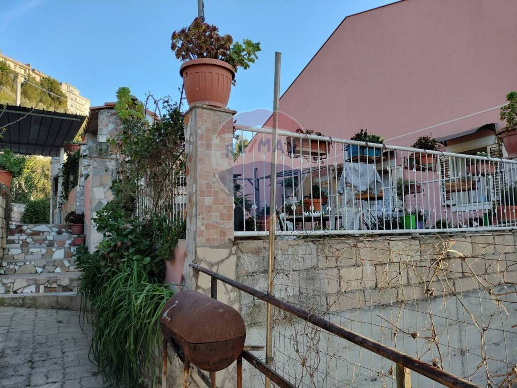 Villa a Chiaramonte gulfi in quattro cappelle - Foto 4