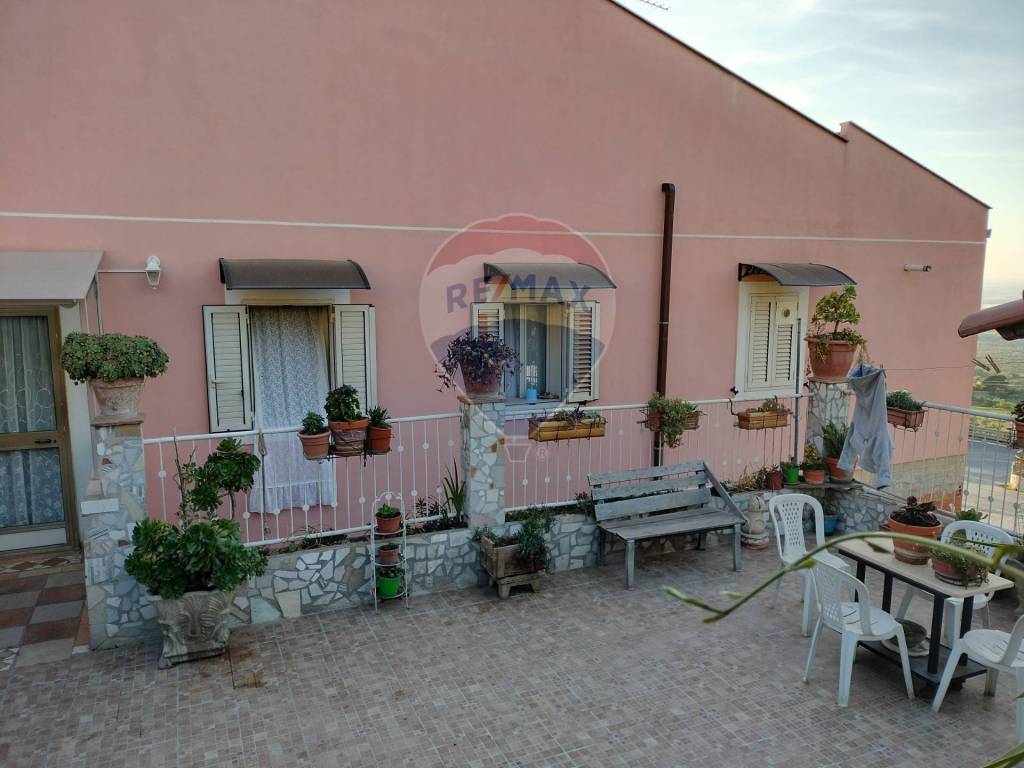 Villa a Chiaramonte gulfi in quattro cappelle - Foto 5