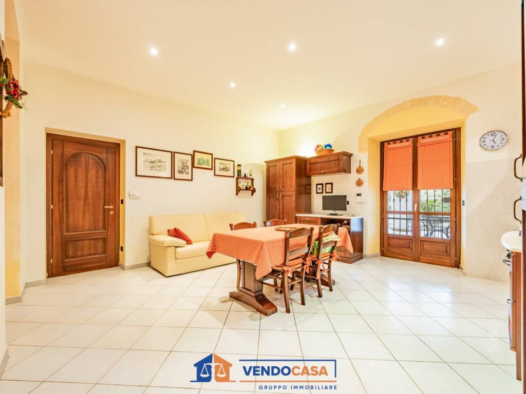 Villa a Ceresole alba in Via Martiri, 42 - Foto 5