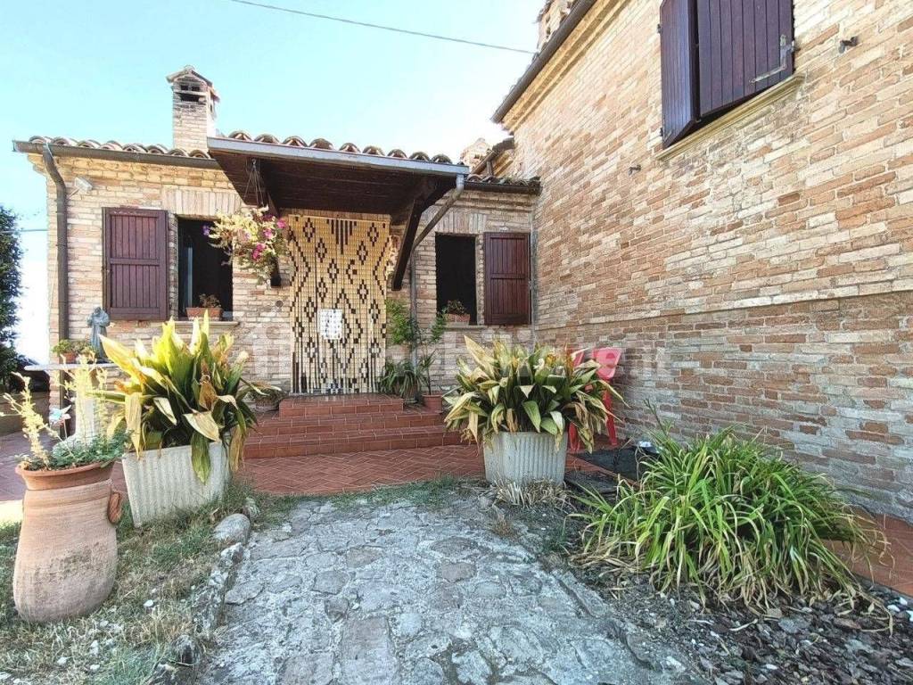 Rustico / casale a Cartoceto in Via Falarco - Foto 4