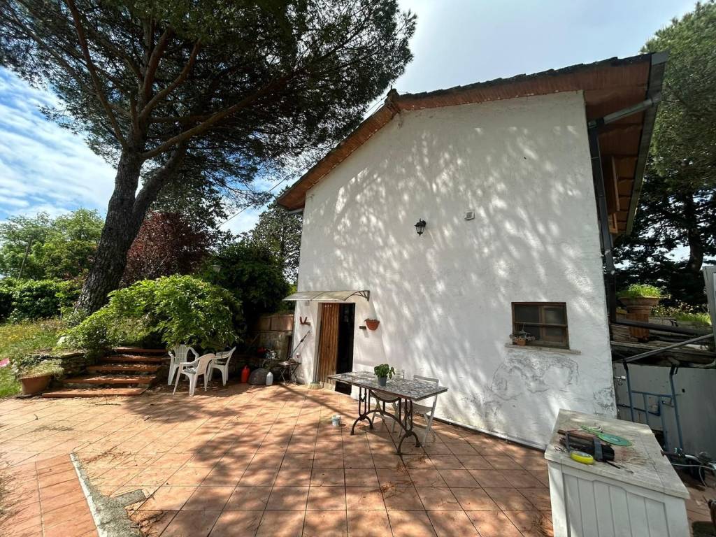 Casa indipendente a Passignano sul trasimeno in Località Cerqueto di Trecine - Foto 3