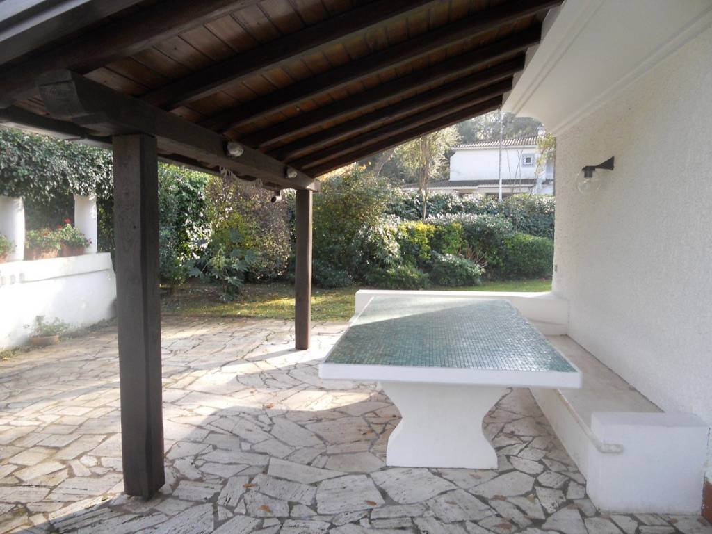 Villa a Sabaudia in Viale delle Querce, 25 - Foto 3