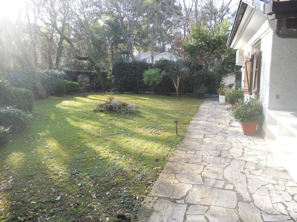 Villa a Sabaudia in Viale delle Querce, 25 - Foto 4