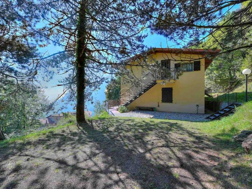 Villa a Tignale in Via Pineta - Foto 3