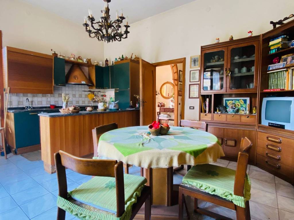 Villa a Sirignano in Via Carlo Fiordelisi, 8 - Foto 2