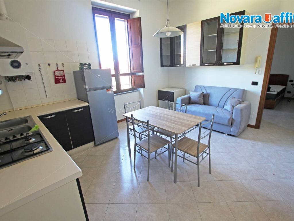 Appartamento a Novara in Via Pontida - Foto 4