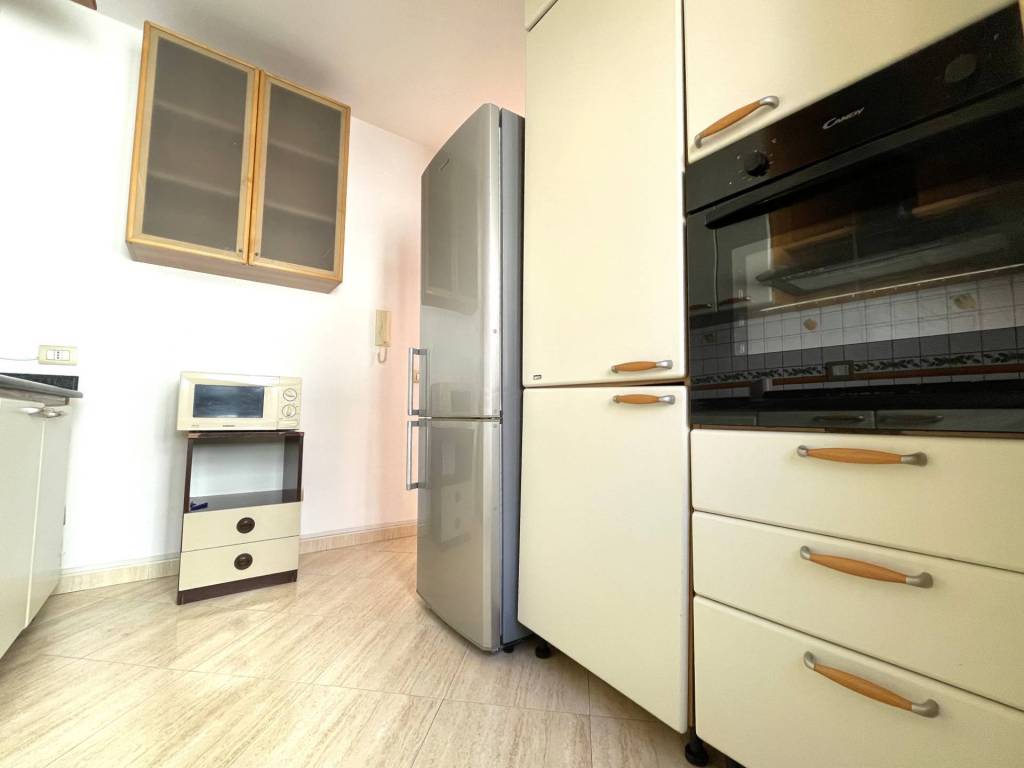 Appartamento a Catanzaro in via Mario Greco, 77 - Foto 4