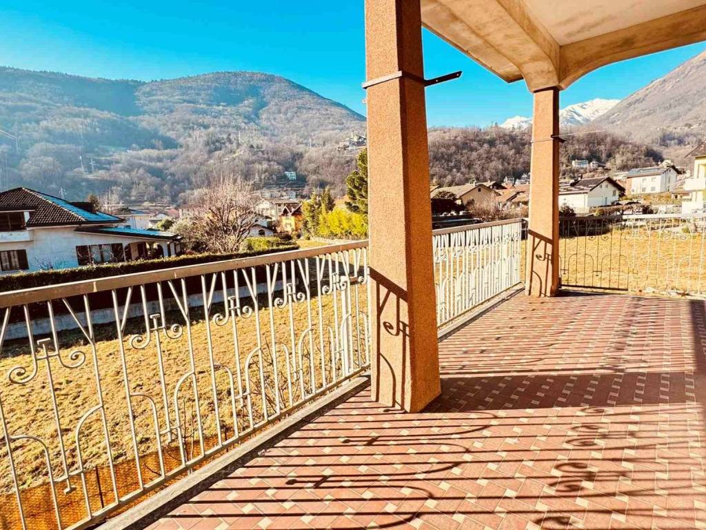 Villa a Domodossola in Via Luigi Einaudi, 41 - Foto 4