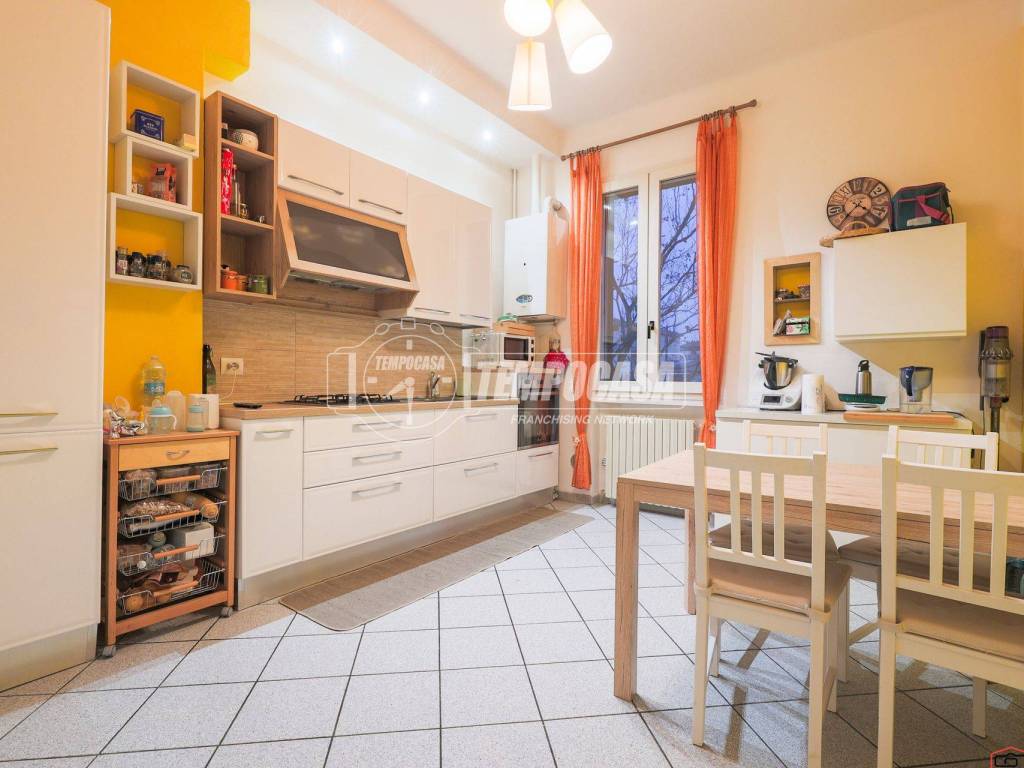Appartamento a Bologna in Via Telemaco Signorini - Foto 2