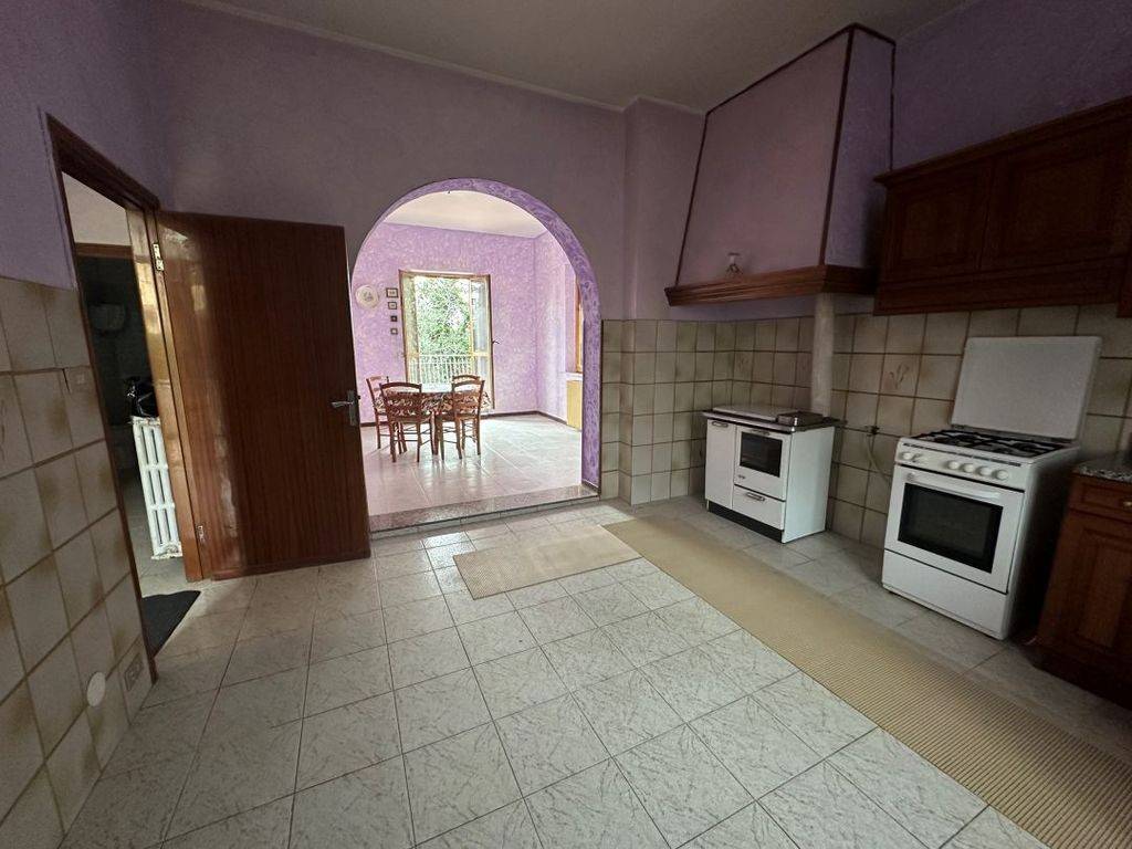 Villa a Castiglione del lago in Via Trasimeno - Foto 5