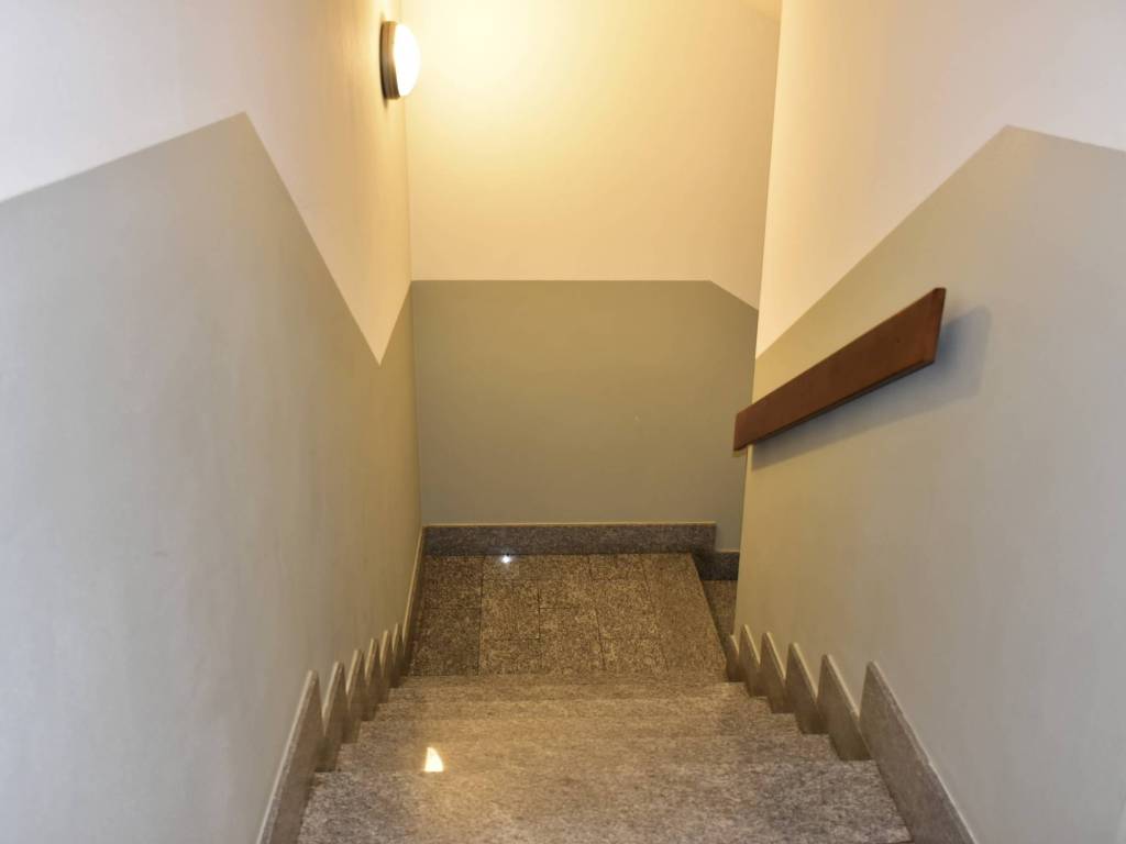 Palazzo / stabile a Sondrio in Piazzale Giovanni Bertacchi, 51 - Foto 3