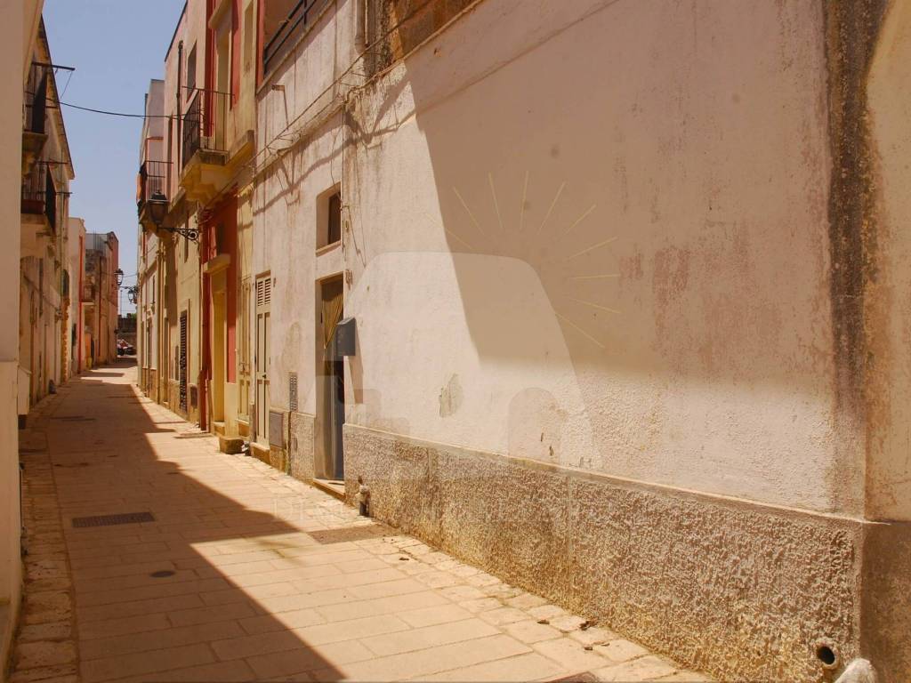 Casa indipendente a Gagliano del capo in Via Antonio Bisanti, 25 - Foto 2