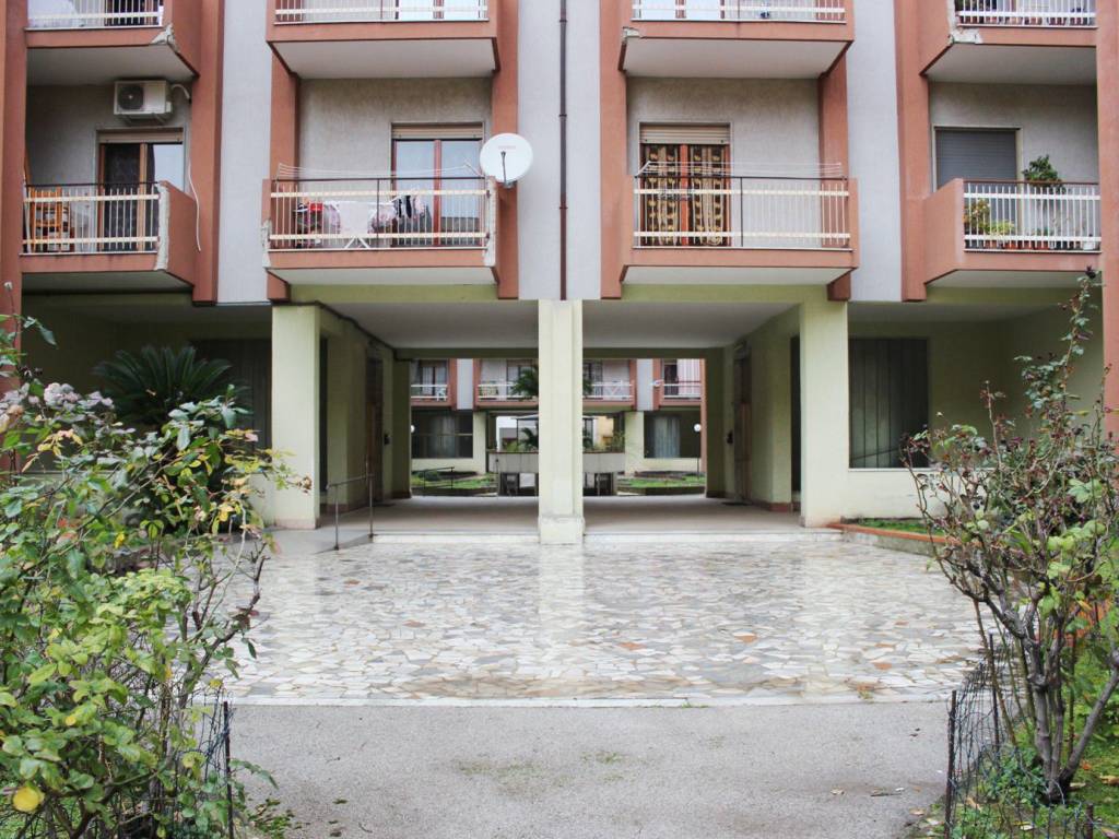 Appartamento a Maddaloni in Via Largo Montevergine - Foto 4