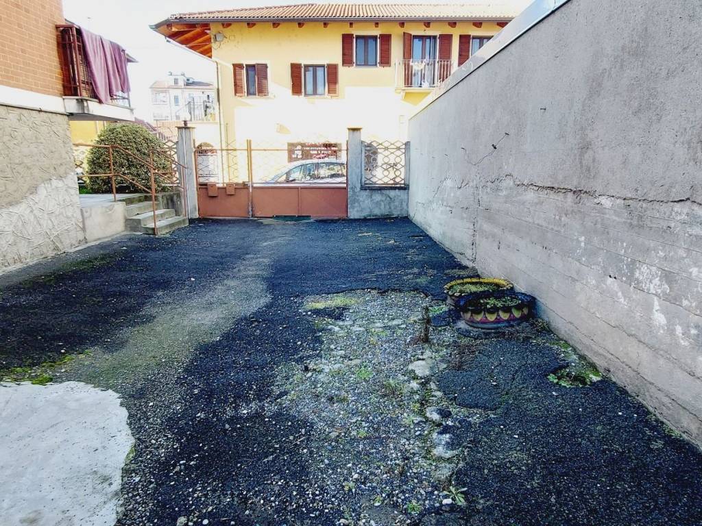 Box / garage a Caluso in Via Vittorio Alfieri, 36 - Foto 2