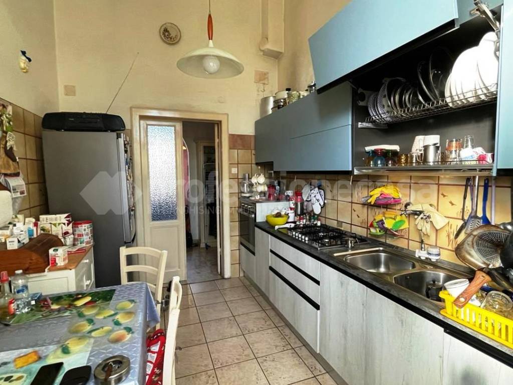 Appartamento a Livorno in Viale Ippolito Nievo - Foto 3