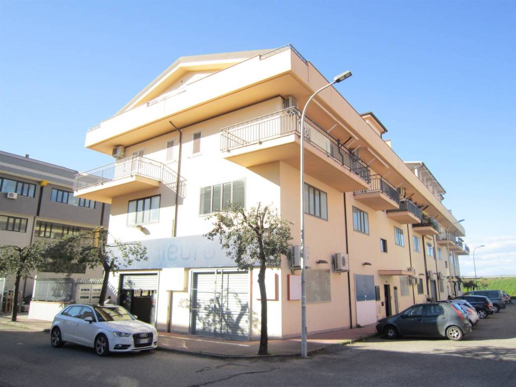 Immobile a Corigliano-rossano in VIA BALTIA - Foto 2