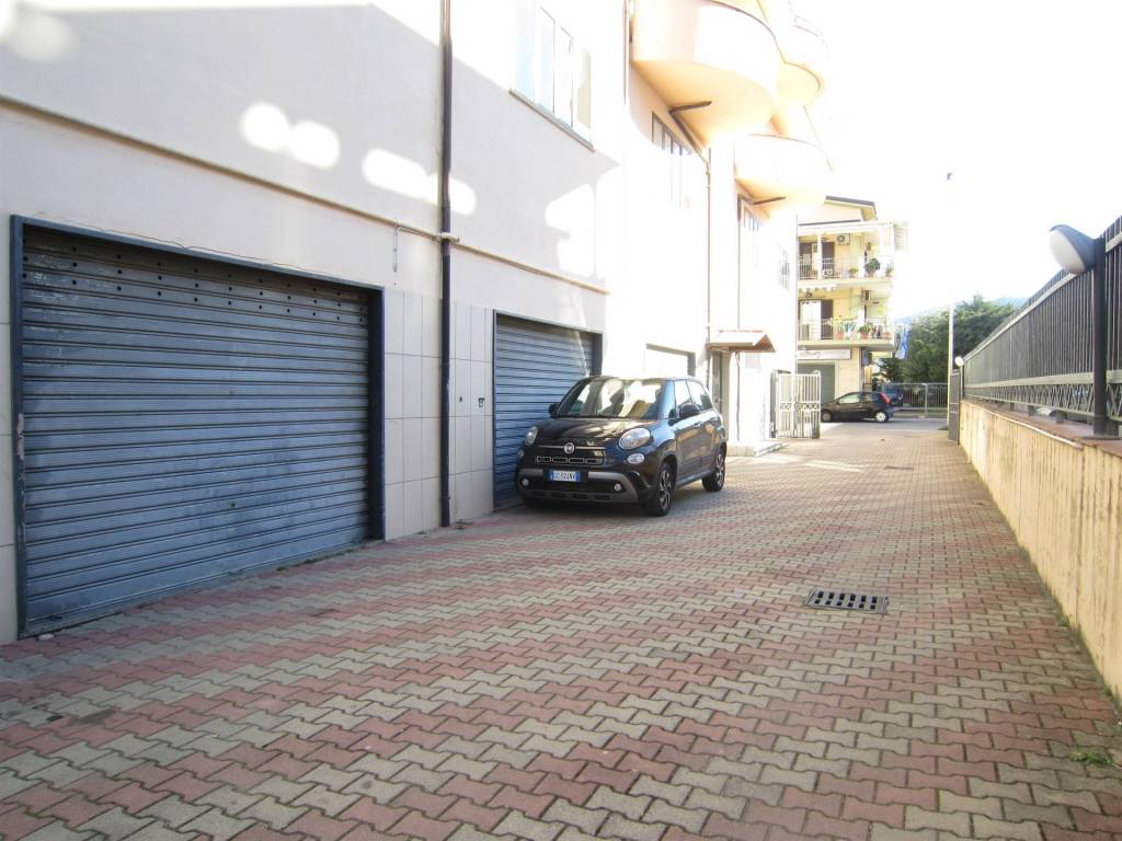 Box / garage a Corigliano-rossano in VIA BALTIA, 13 - Foto 3