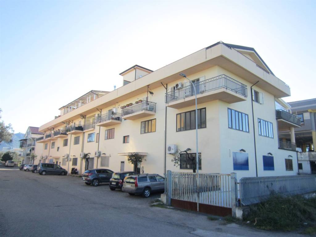 Immobile a Corigliano-rossano in VIA BALTIA - Foto 3