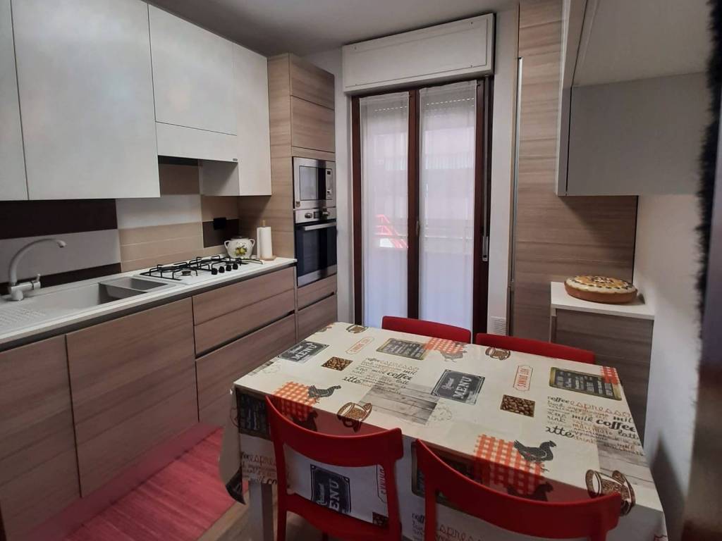 Appartamento a Como in Via Giovanni Papini - Foto 5