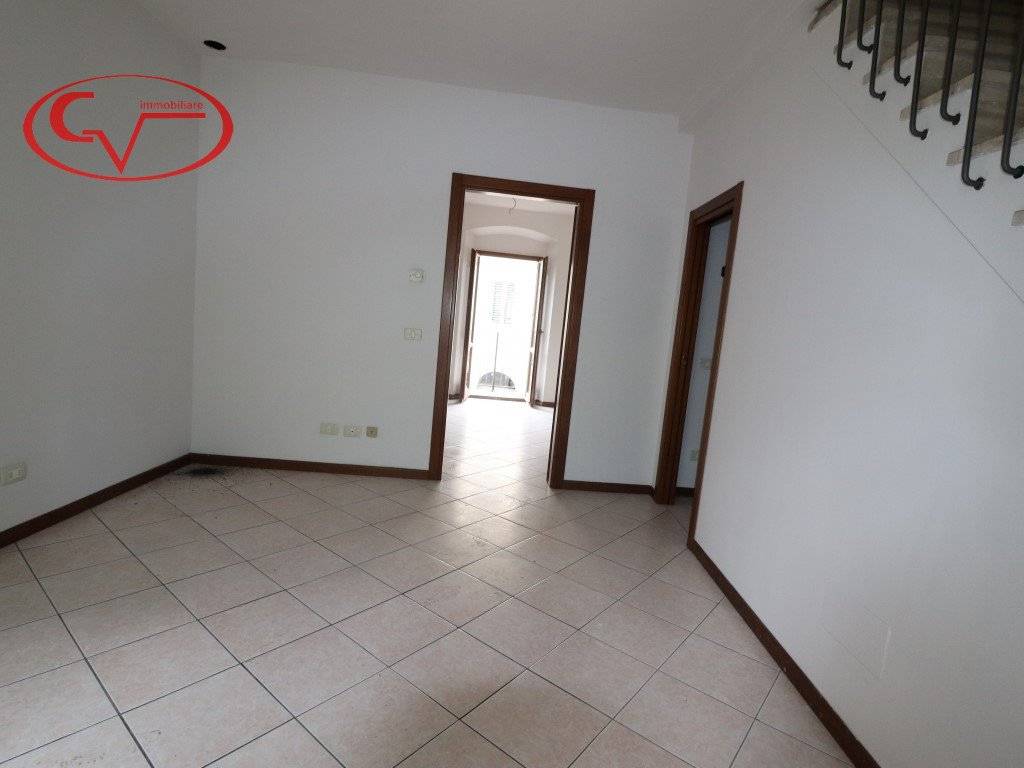 Casa indipendente a Bucine in Via Dante Alighieri - Foto 4