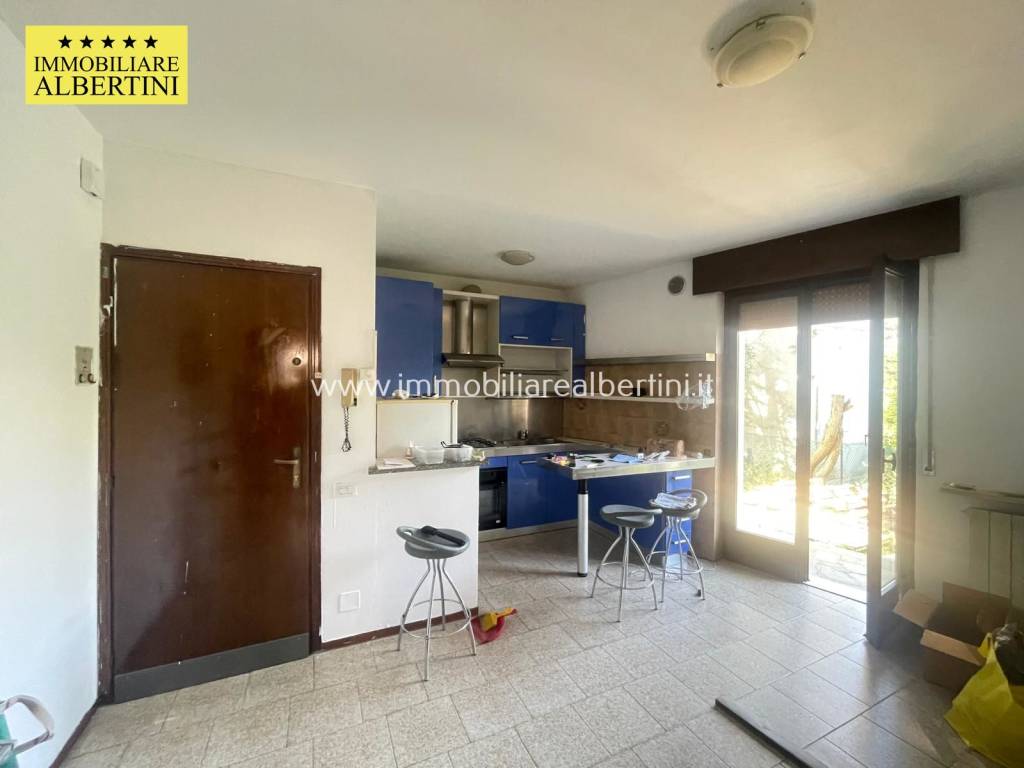 Appartamento a Nogarole rocca in Via Canton, 1 - Foto 2