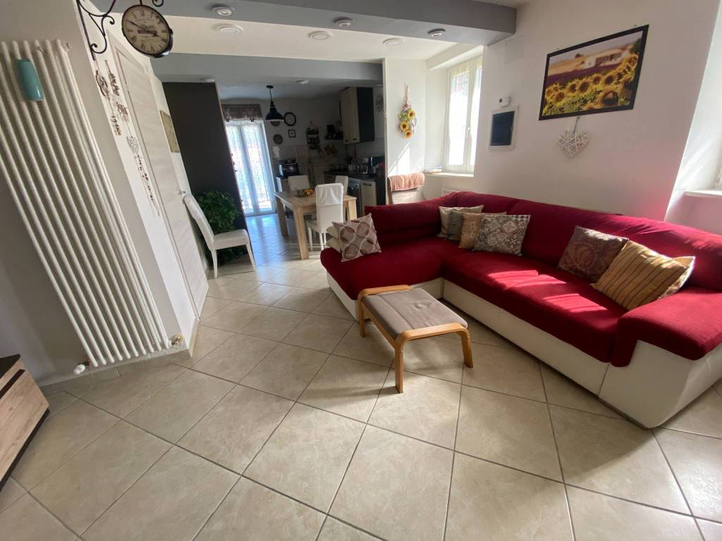 Casa indipendente a Ovada in Strada della Leonessa, 21 - Foto 5