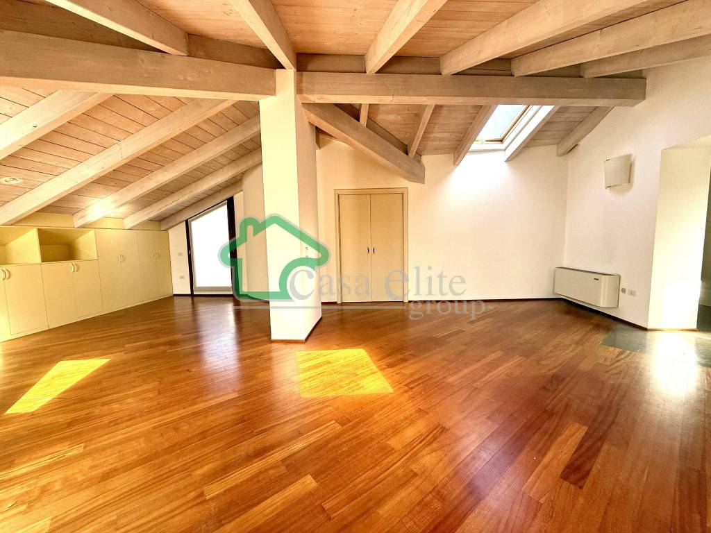 Attico / mansarda a Lodi in Via San Martino - Foto 5