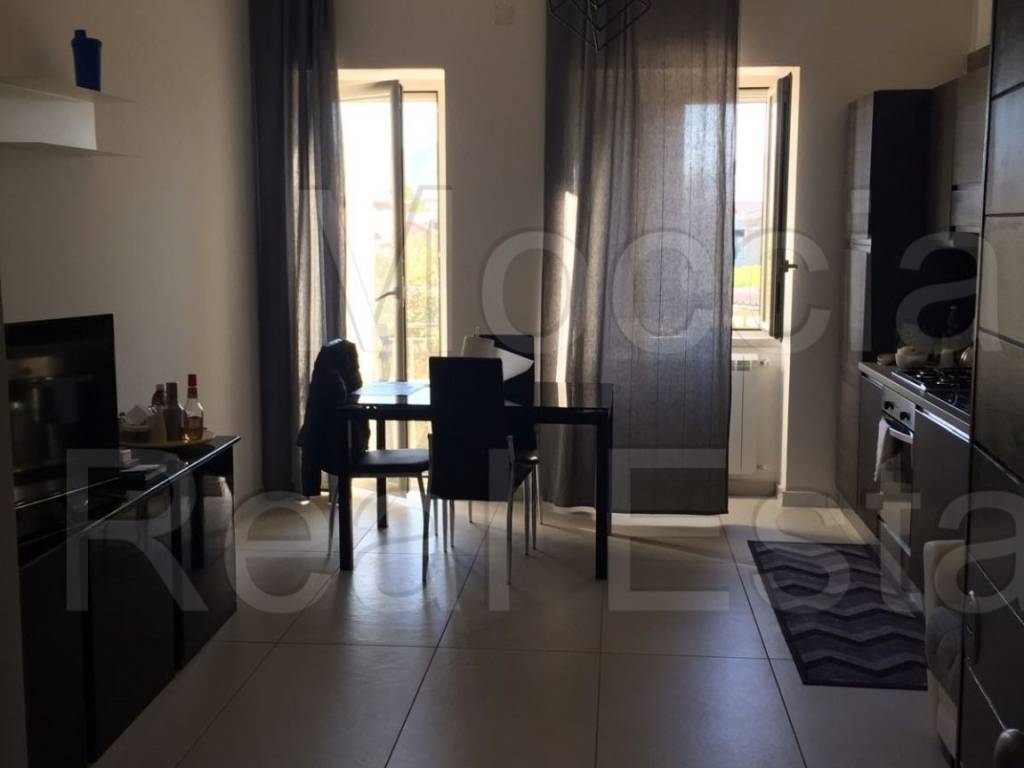Appartamento a Caserta in Viale Giulio Douhet - Foto 5
