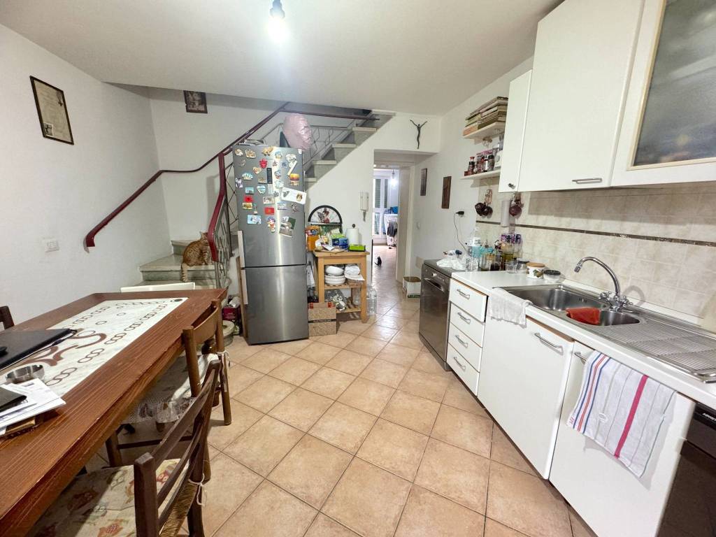 Appartamento a Vaiano in Via Giulio Braga - Foto 4