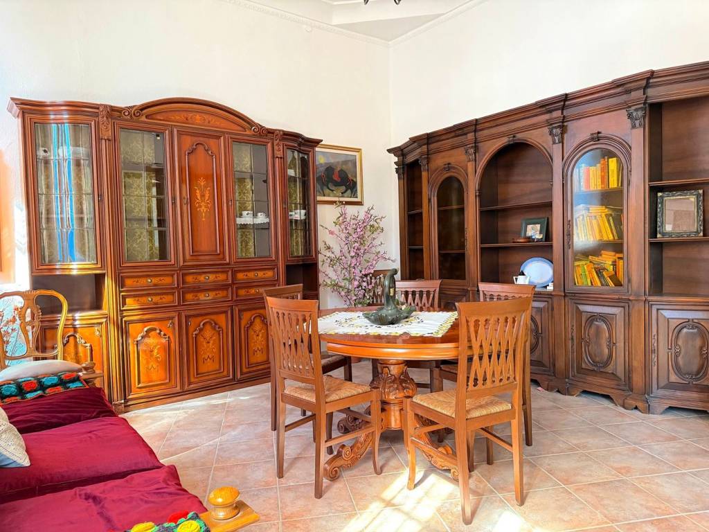 Appartamento a Cagliari in Via XX Settembre - Foto 2