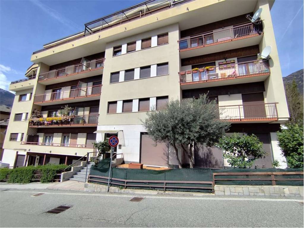 Appartamento a Saint-vincent in via conti di Challand - Foto 3