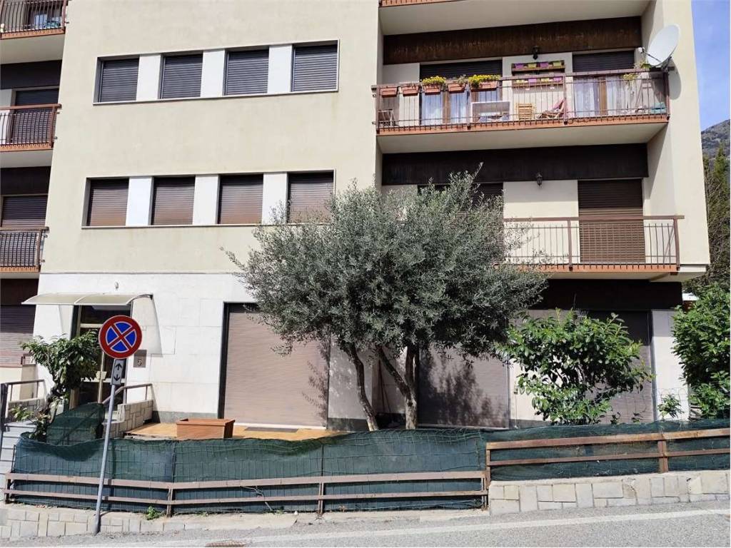 Appartamento a Saint-vincent in via conti di Challand - Foto 4