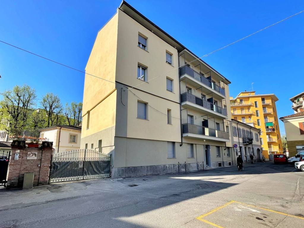 Appartamento a Voghera in Via Carlo Covini, 12 - Foto 3