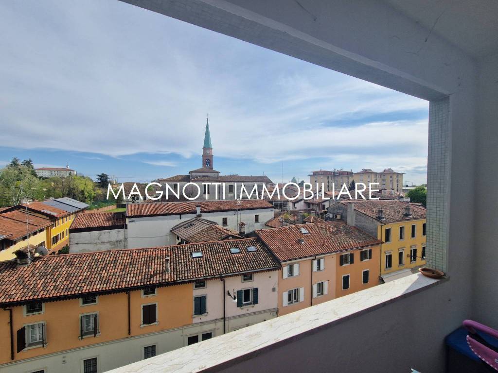 Appartamento a Udine in Via Tiberio Deciani - Foto 4