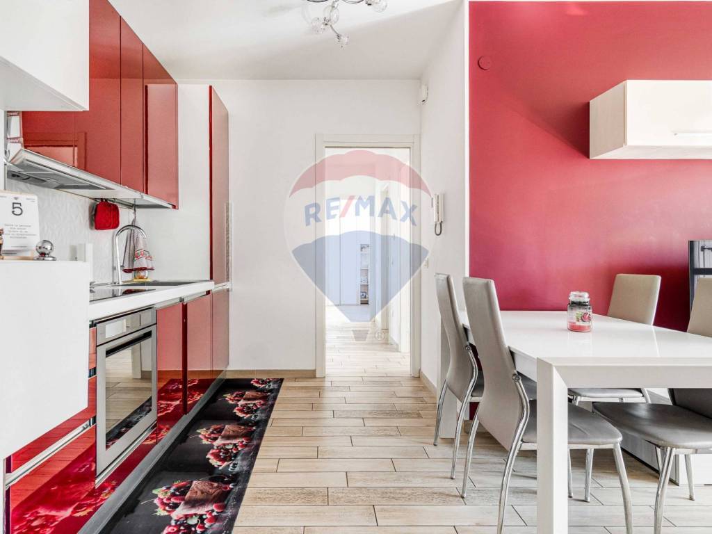 Appartamento a Castronno in VIA PANORAMICA - Foto 3