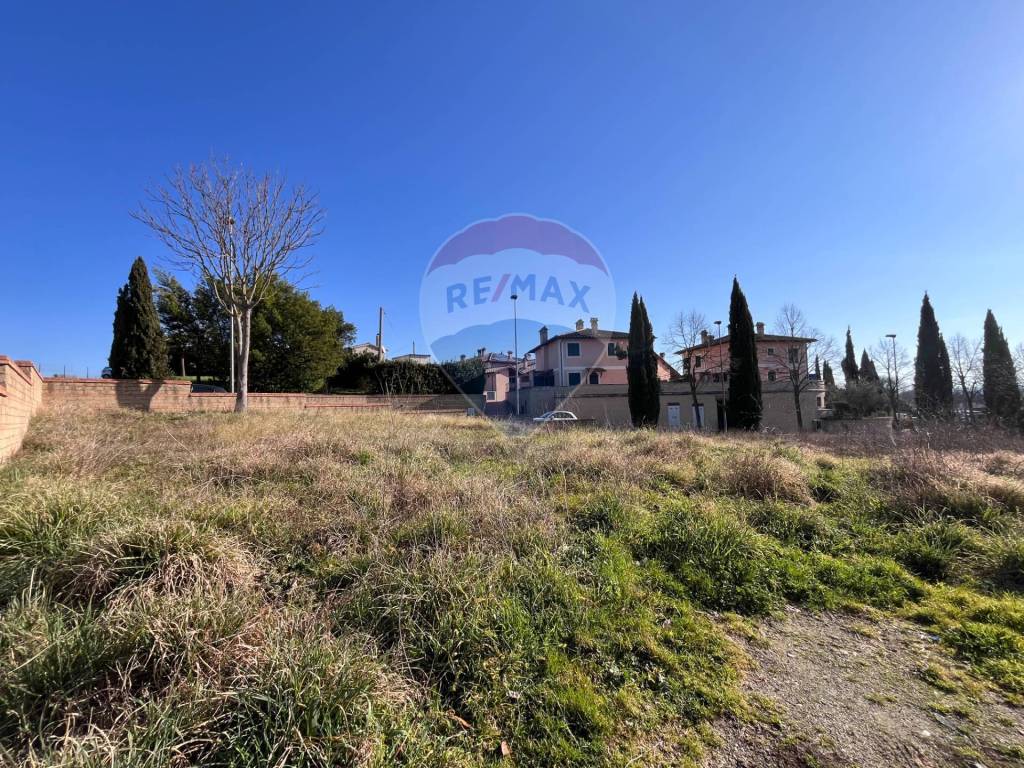 Terreno a Civita castellana in Via Flaminia, 29 - Foto 5