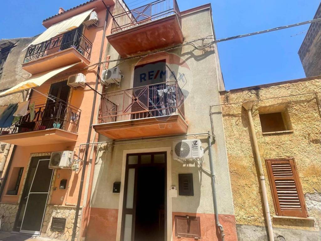 Casa indipendente a Altavilla milicia in via Benedetto d'Acquisto, 5 - Foto 2