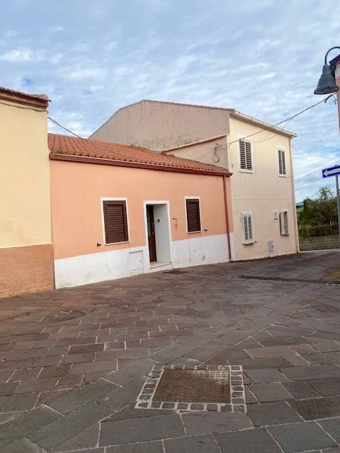 Casa indipendente a Bulzi in Via Roma, 3 - Foto 4