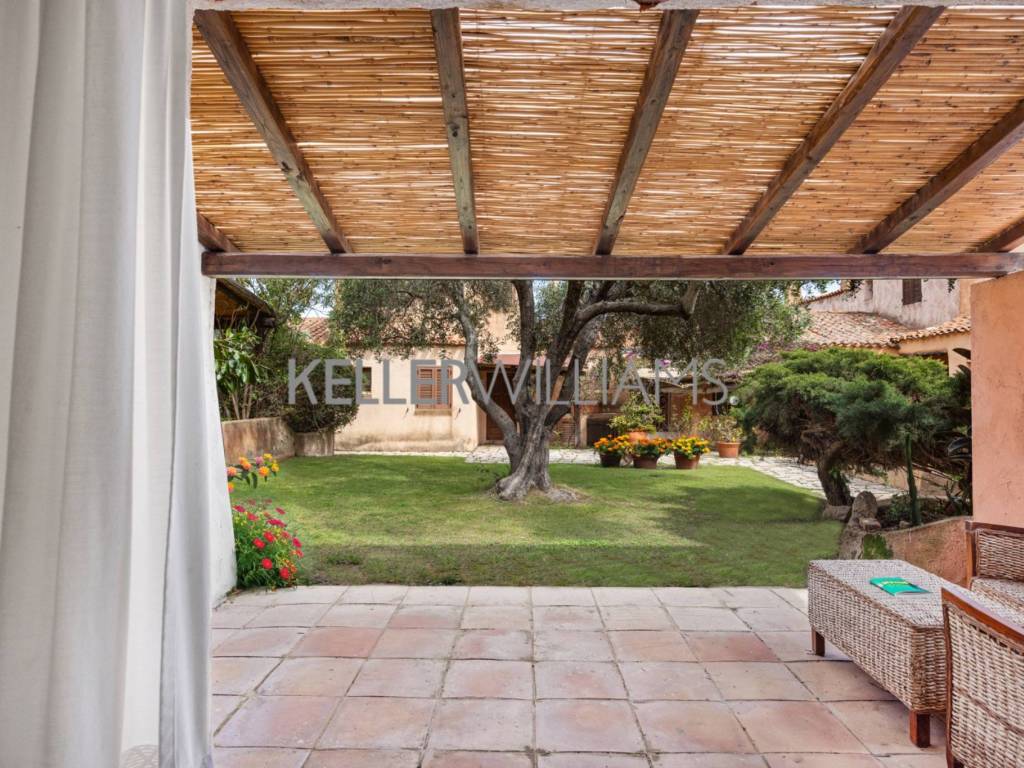 Villetta a schiera a Arzachena in Viale Giovanni Maria Orecchioni - Foto 2