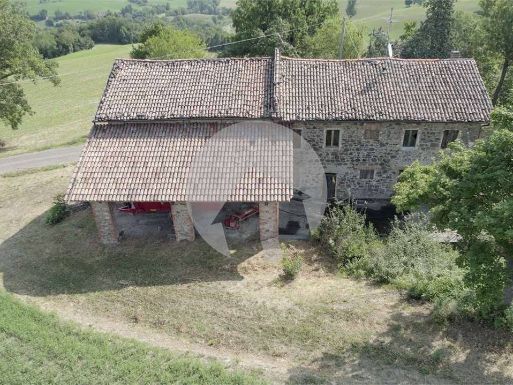 Casa indipendente a Viano in MAMORRA-CASINO, 4 - Foto 4
