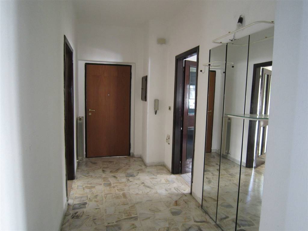 Appartamento a Corigliano-rossano in VIA GIOACCHINO ROSSINI, 5 - Foto 5